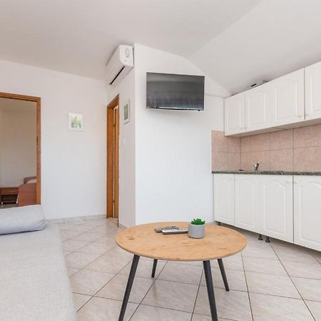 Apartments Mikulić Biograd Na Moru Zewnętrze zdjęcie