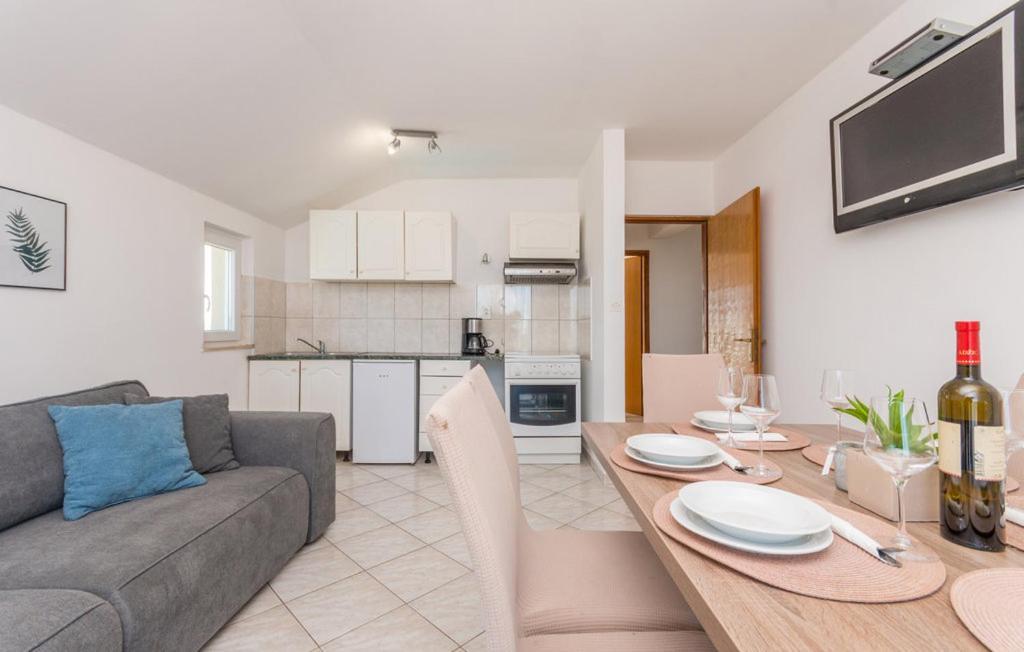 Apartments Mikulić Biograd Na Moru Zewnętrze zdjęcie