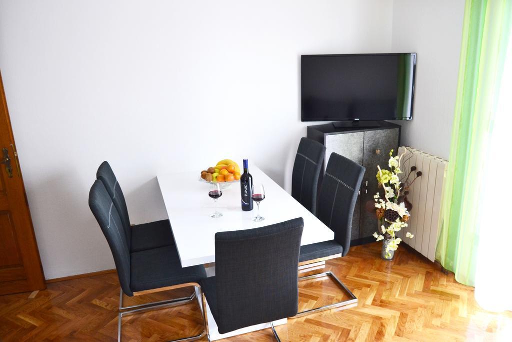 Apartments Mikulić Biograd Na Moru Zewnętrze zdjęcie